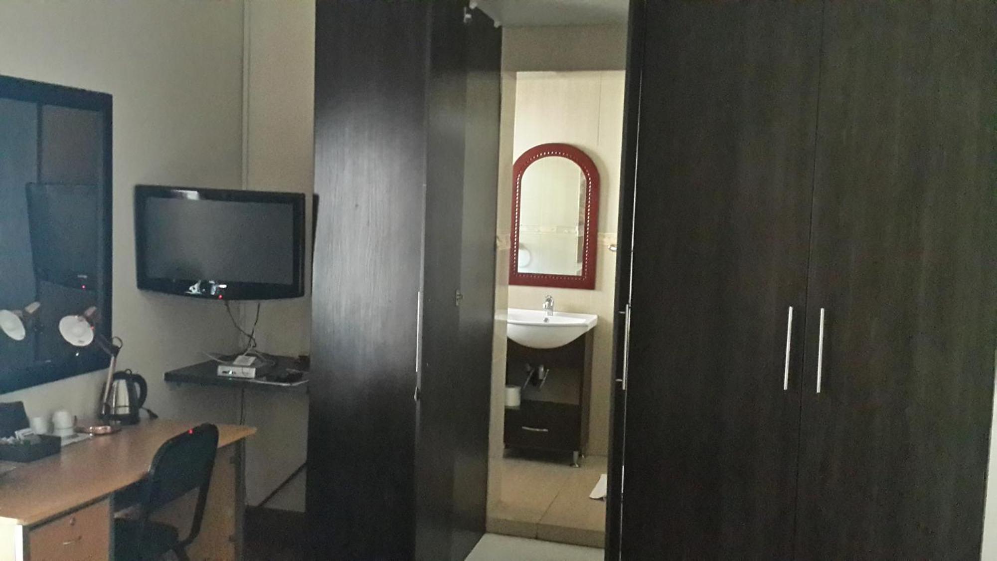 Eagle Rock Executive Guest House 켐턴파크 객실 사진
